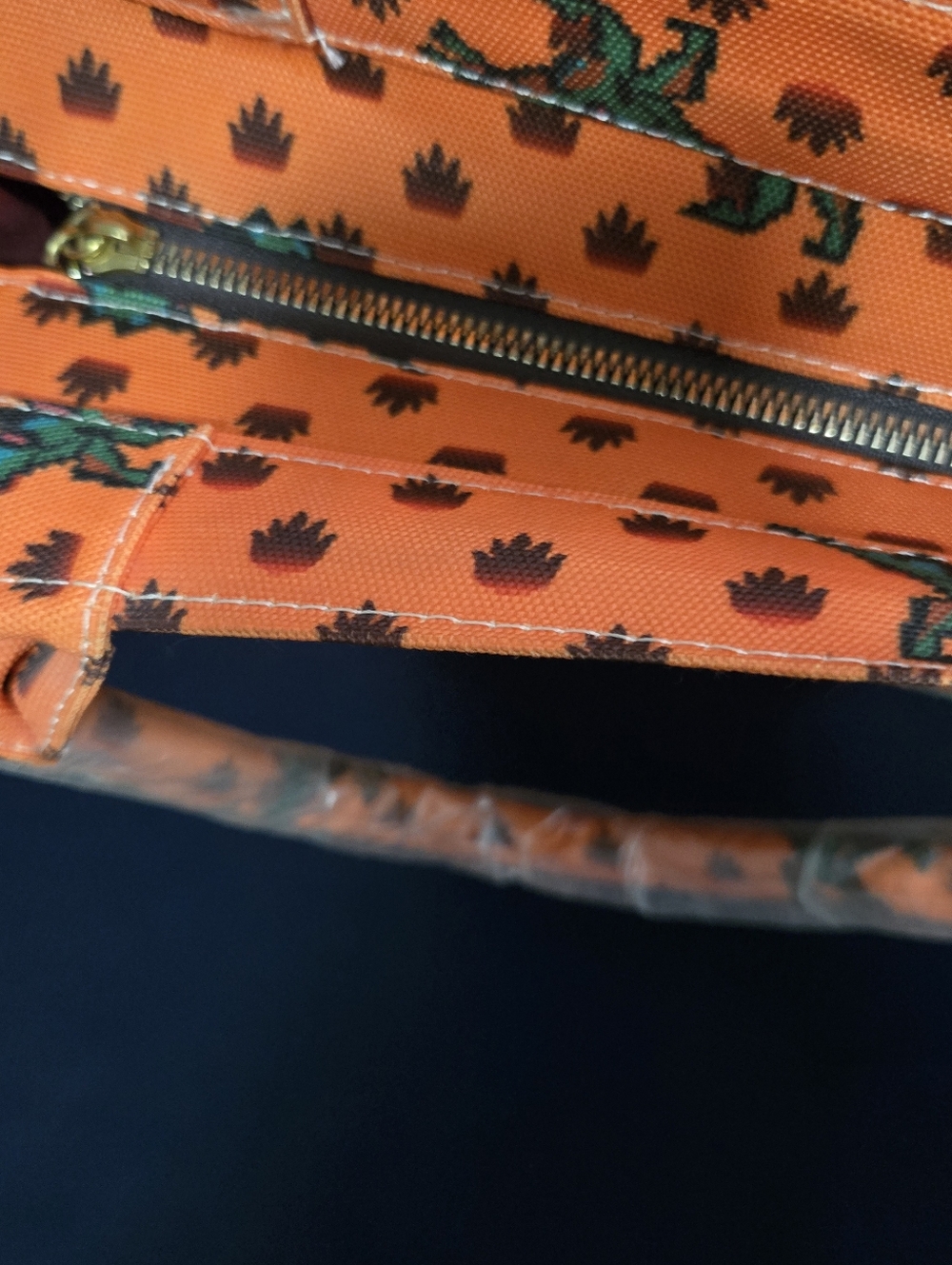 Bag - Picture 2 of 6